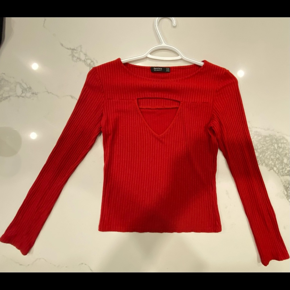“4/$25” Bershka red long sleeves top